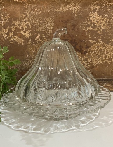 Vtg clear ribbed scalloped - clear,